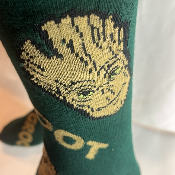 ❤️ Marvel Green Groot Mens Novelty Socks 6-12 NWT - Picture 4 of 8